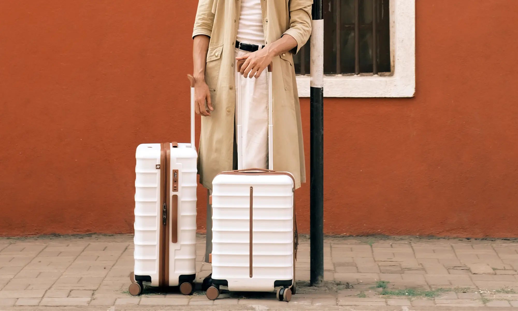 Why Hard Shell Polycarbonate Suitcases Survive Travel Better
