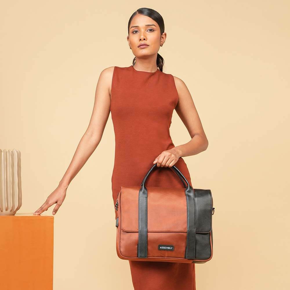 Urbix | Rust | Premium Laptop Messenger Bag