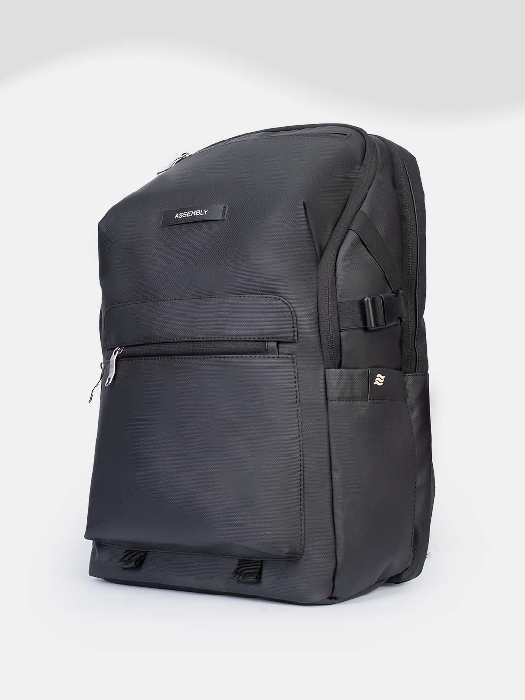 Buy Merge Backpack with Detachable Fanny Pack – Backpacks Online in India | Assembly