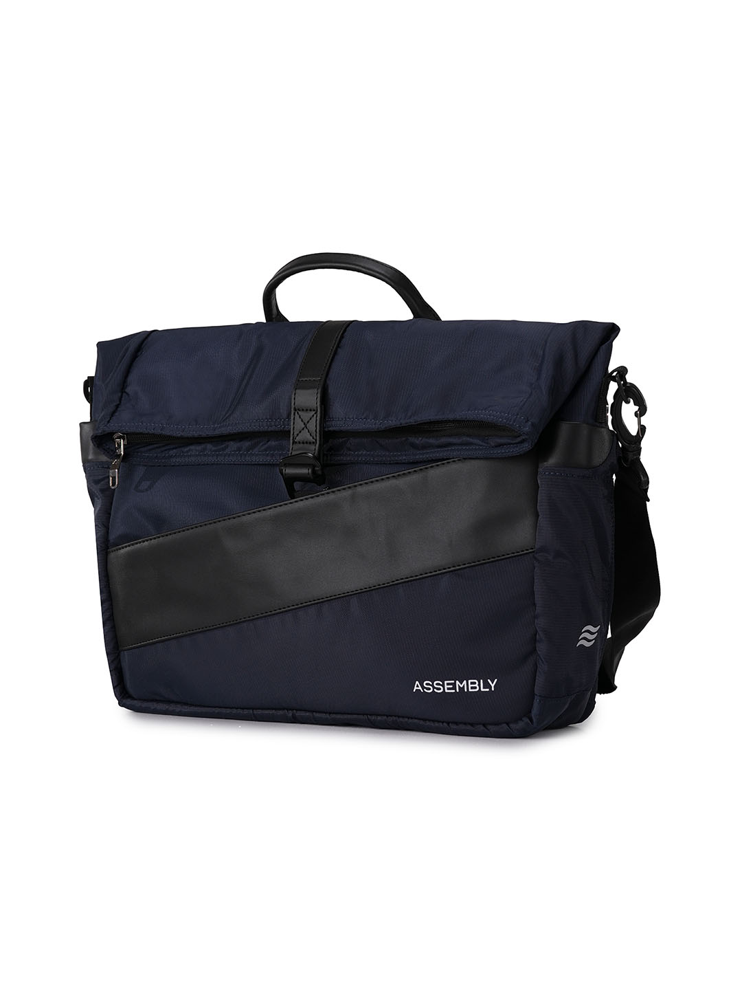 Oblique Messenger Bag | Navy Blue | Everyday 15.6" Laptop Bag