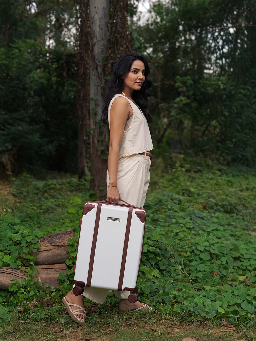 Vintage | Moon-White | Cabin Hard Luggage