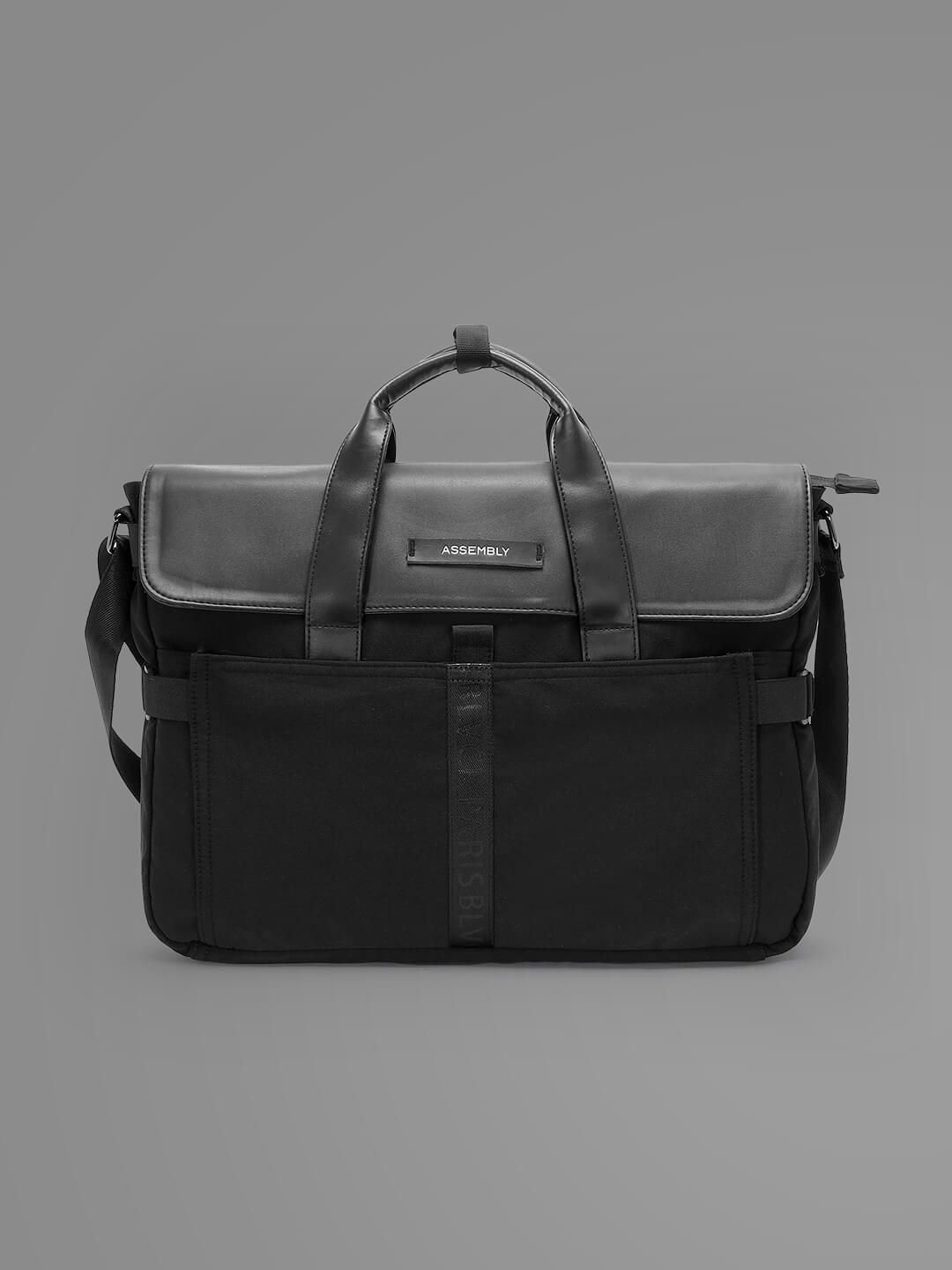 The Blvck Breeze Laptop Messenger