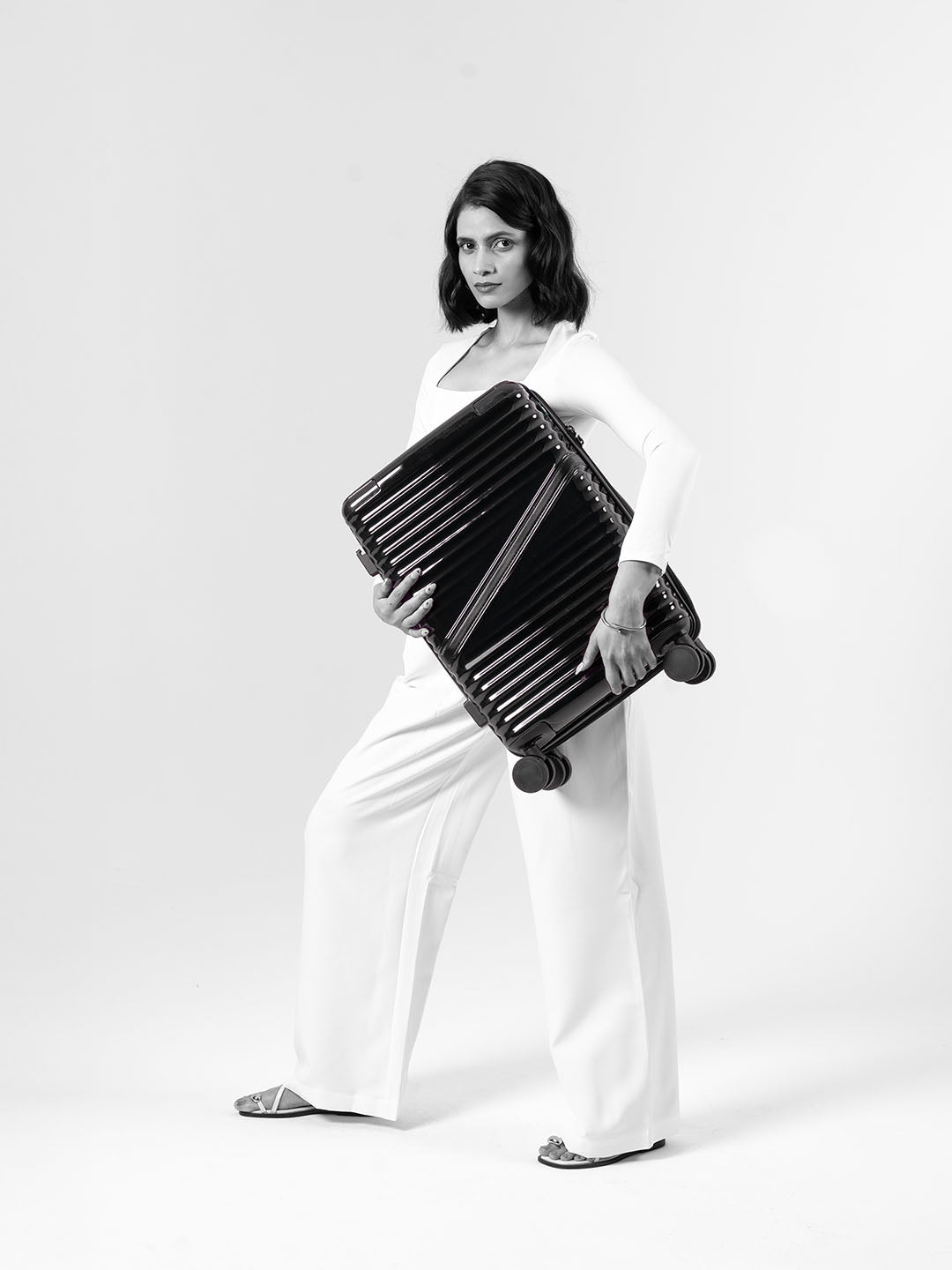 Oblique | Black | Cabin Hard Luggage