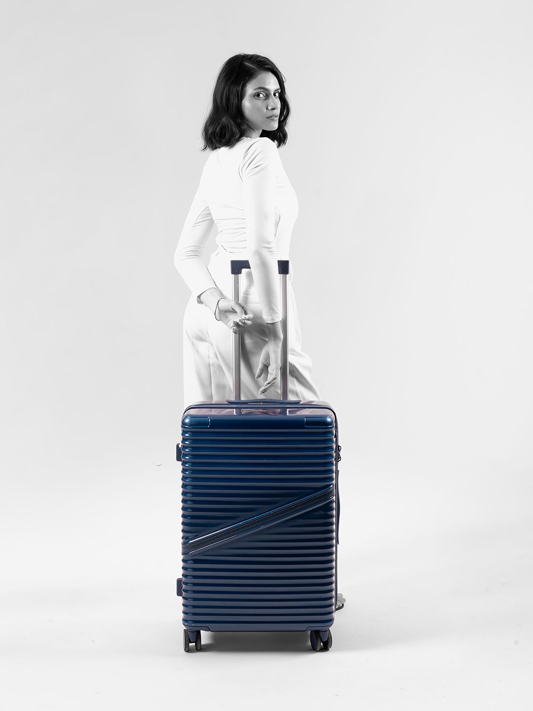 Oblique | Blue | Medium Hard Luggage