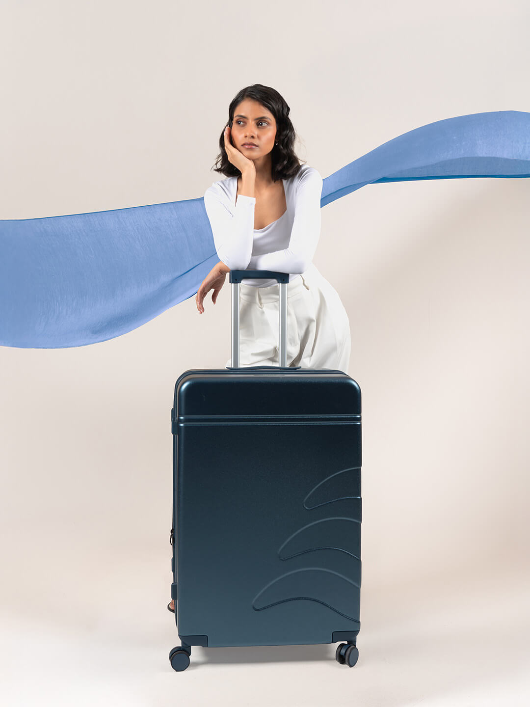 Flowe | Navy Blue | Large Hard Luggage