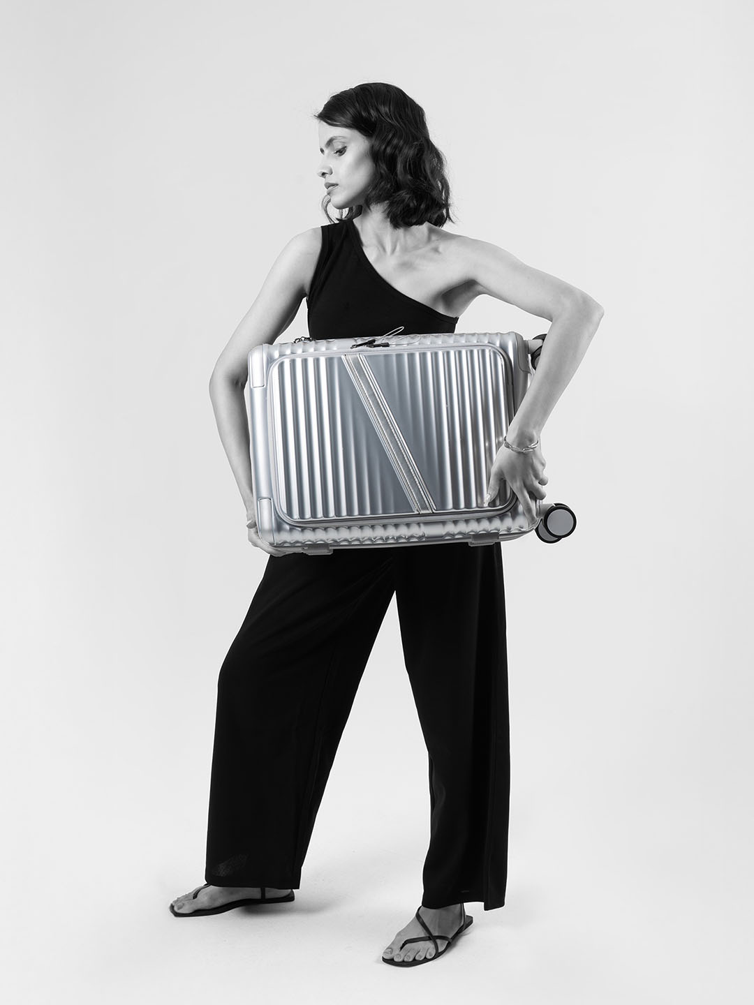 Oblique Pro | Silver | Cabin Hard Luggage