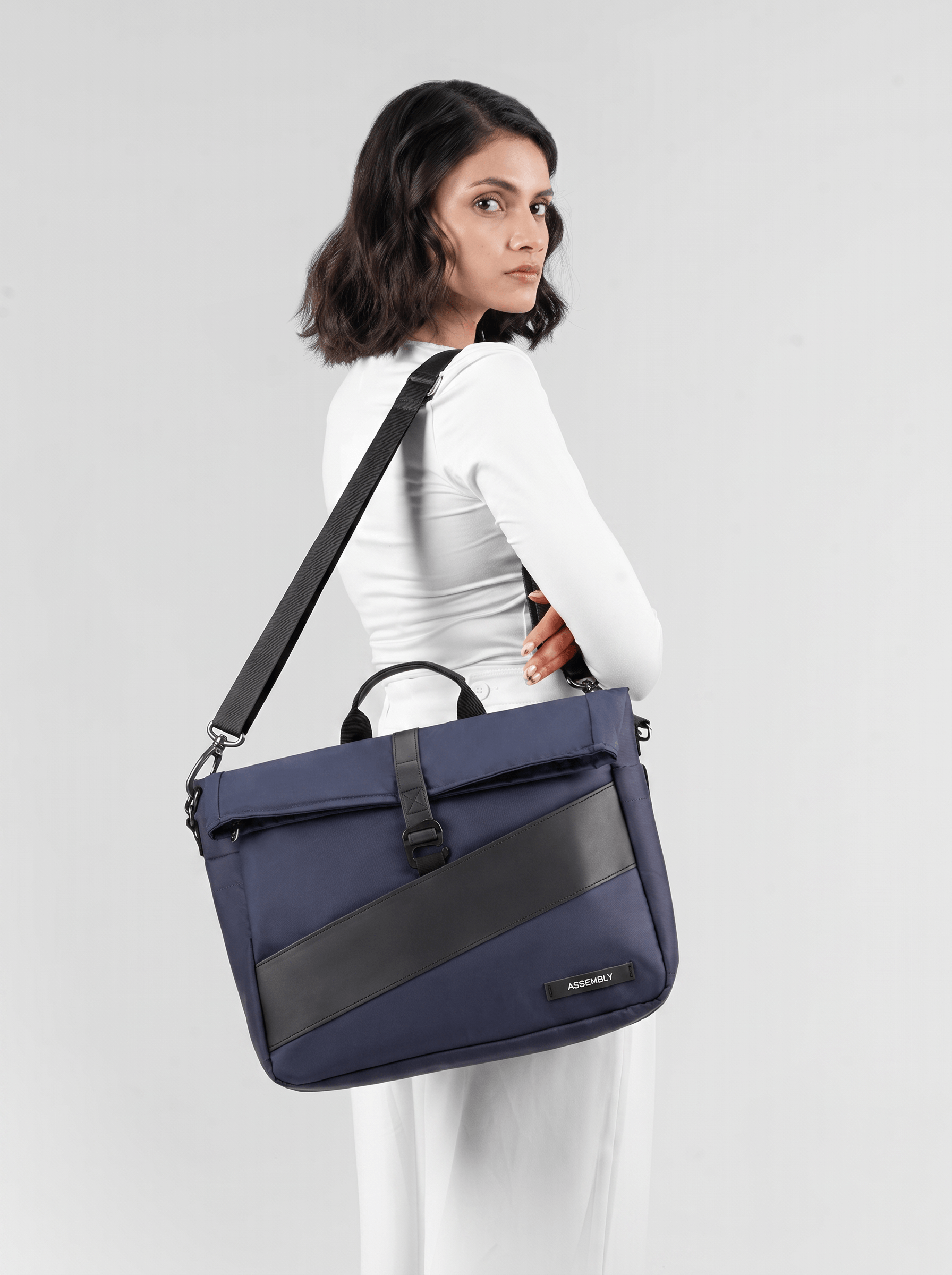 Oblique Messenger Bag | Navy Blue | Everyday 15.6" Laptop Bag