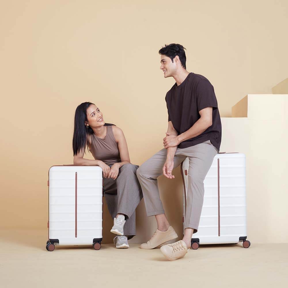 Odyssey Combo | Sand | Medium+Large Hard Luggage