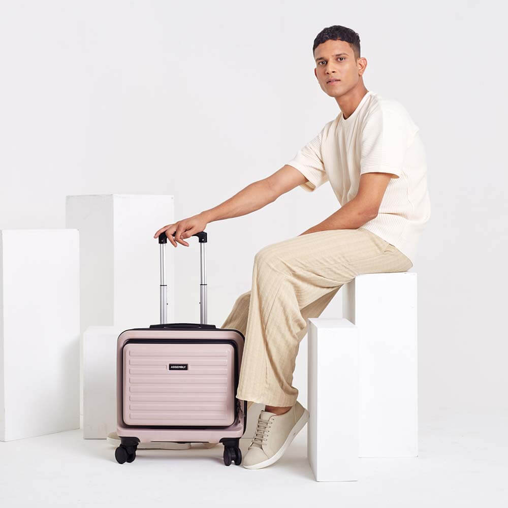 StarkPro Overnighter | Ivory | Overnighter Hard Luggage