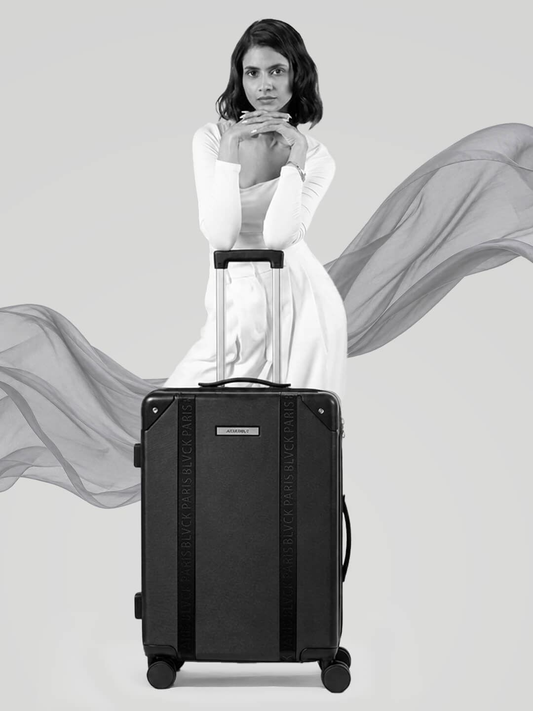 The Blvck Breeze 24" Medium Luggage