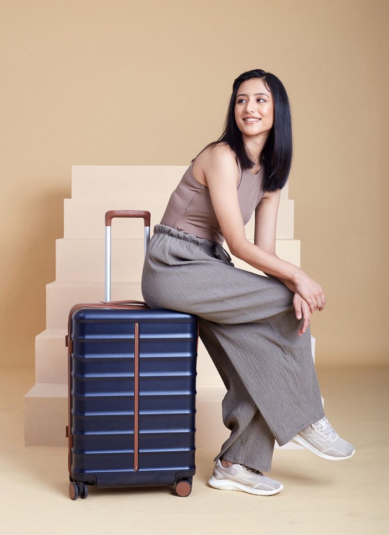 Odyssey | Ocean | Medium Hard Luggage