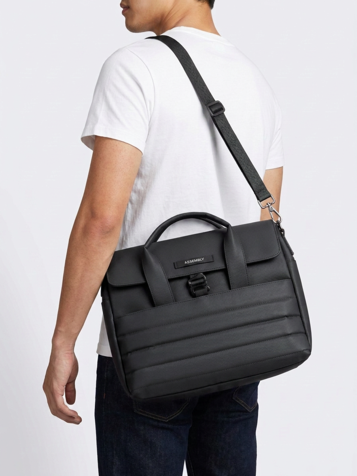 Stark Messenger | Black | Everyday Office Laptop Bag