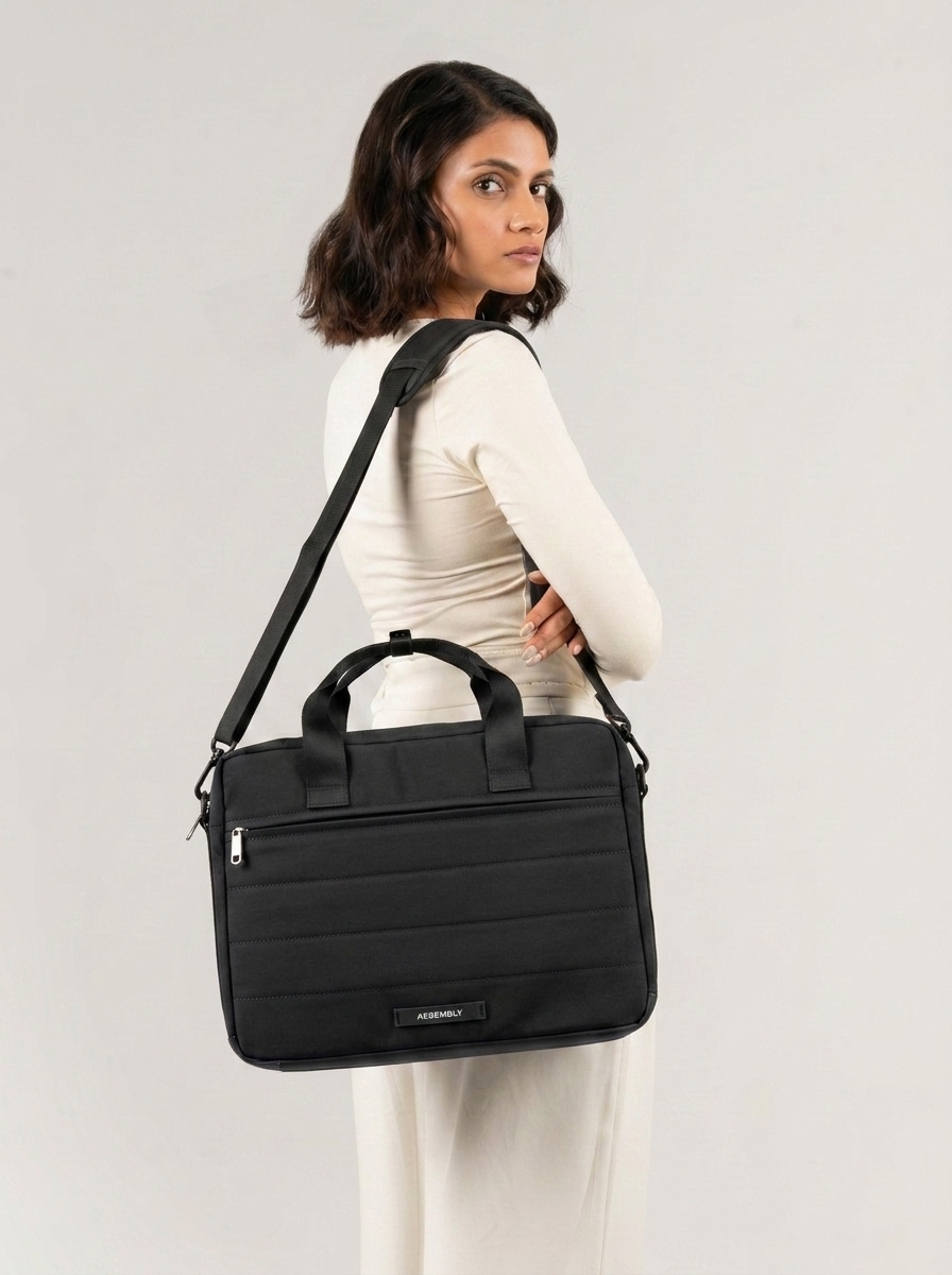 Float Laptop Messenger Bag Black