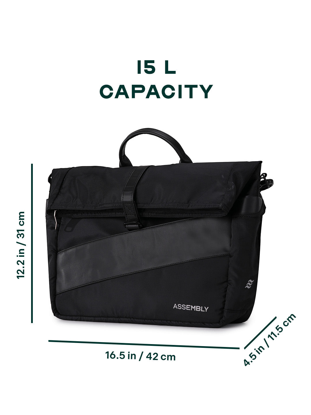 Oblique Messenger Bag | Black | Everyday 15.6" Laptop Bag