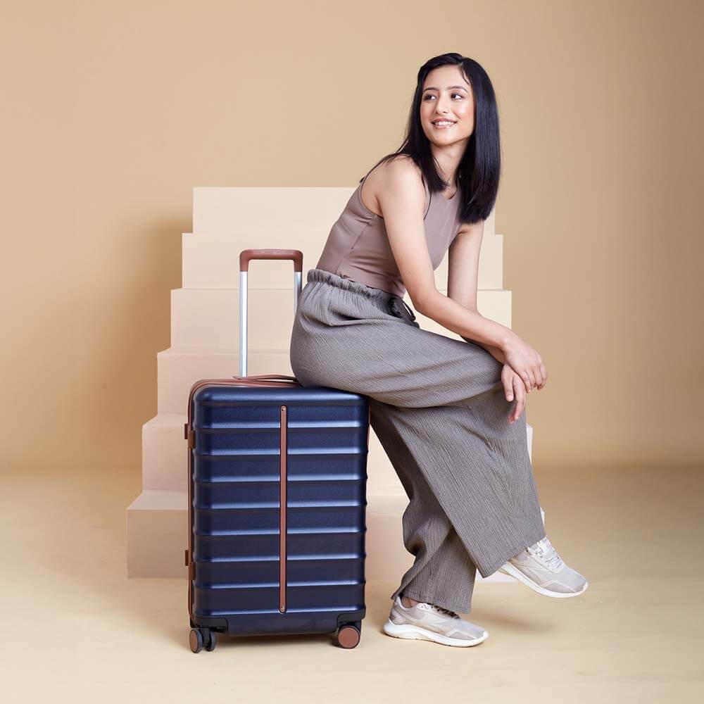 Odyssey | Ocean | Medium Hard Luggage