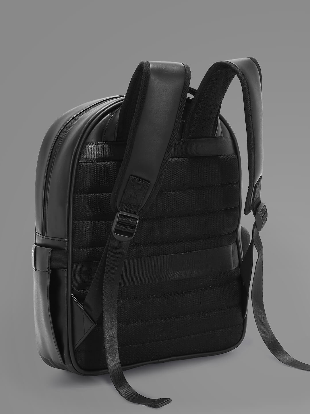 The Blvck Breeze Pickle Backpack