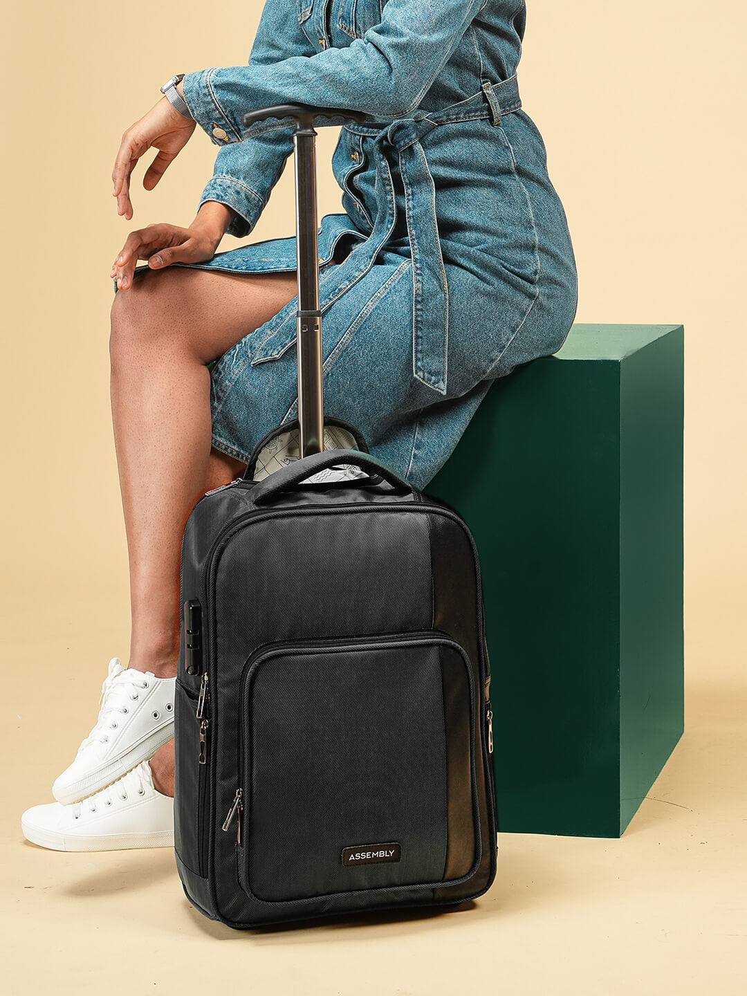 Jetson | Black | Laptop Trolley Backpack